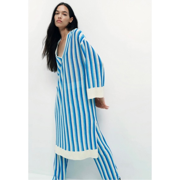 Women’s Blue and White Striped Linen Zara V-Neck Tunic Dress - Picture 7 of 14